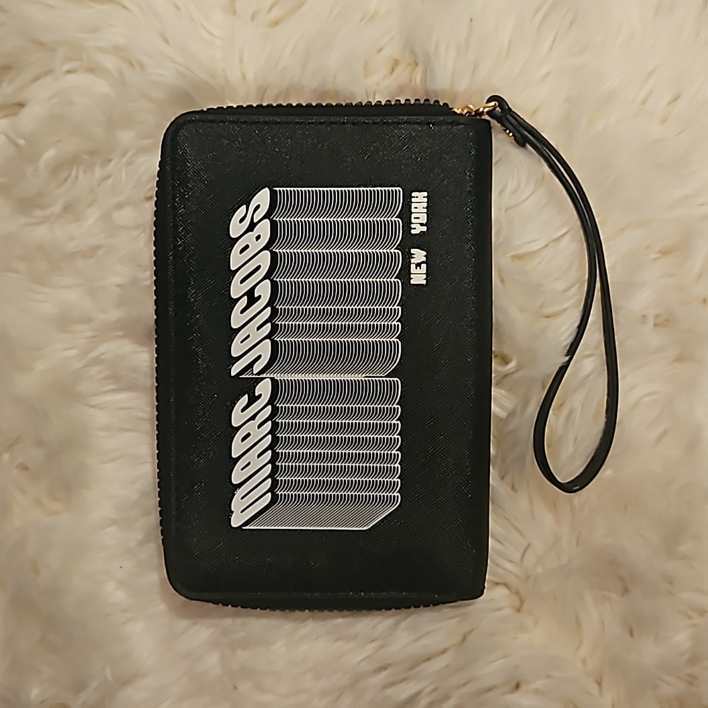 Marc Jacobs Wallet